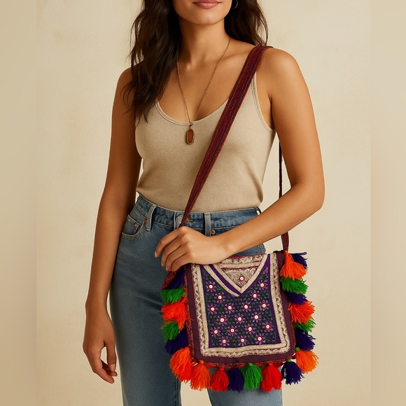 Anyhropologie Boho crossbody fringe purse multicolor, festival fashion - Picture 1 of 5